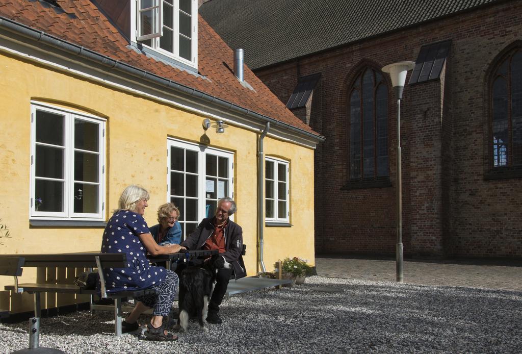 Pilgrimshuset Maribo Hotel Bagian luar foto